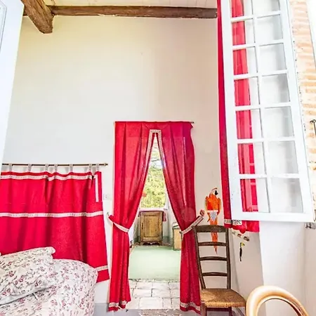 بيت للعطل Manoir Historique Avec Piscine Pres De