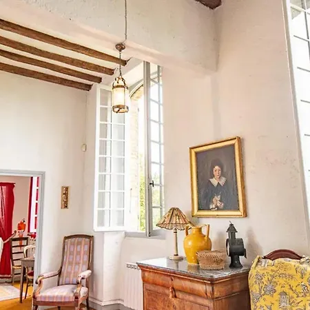 Manoir Historique Avec Piscine Pres De *