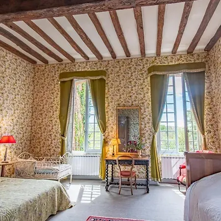 بيت للعطل Manoir Historique Avec Piscine Pres De